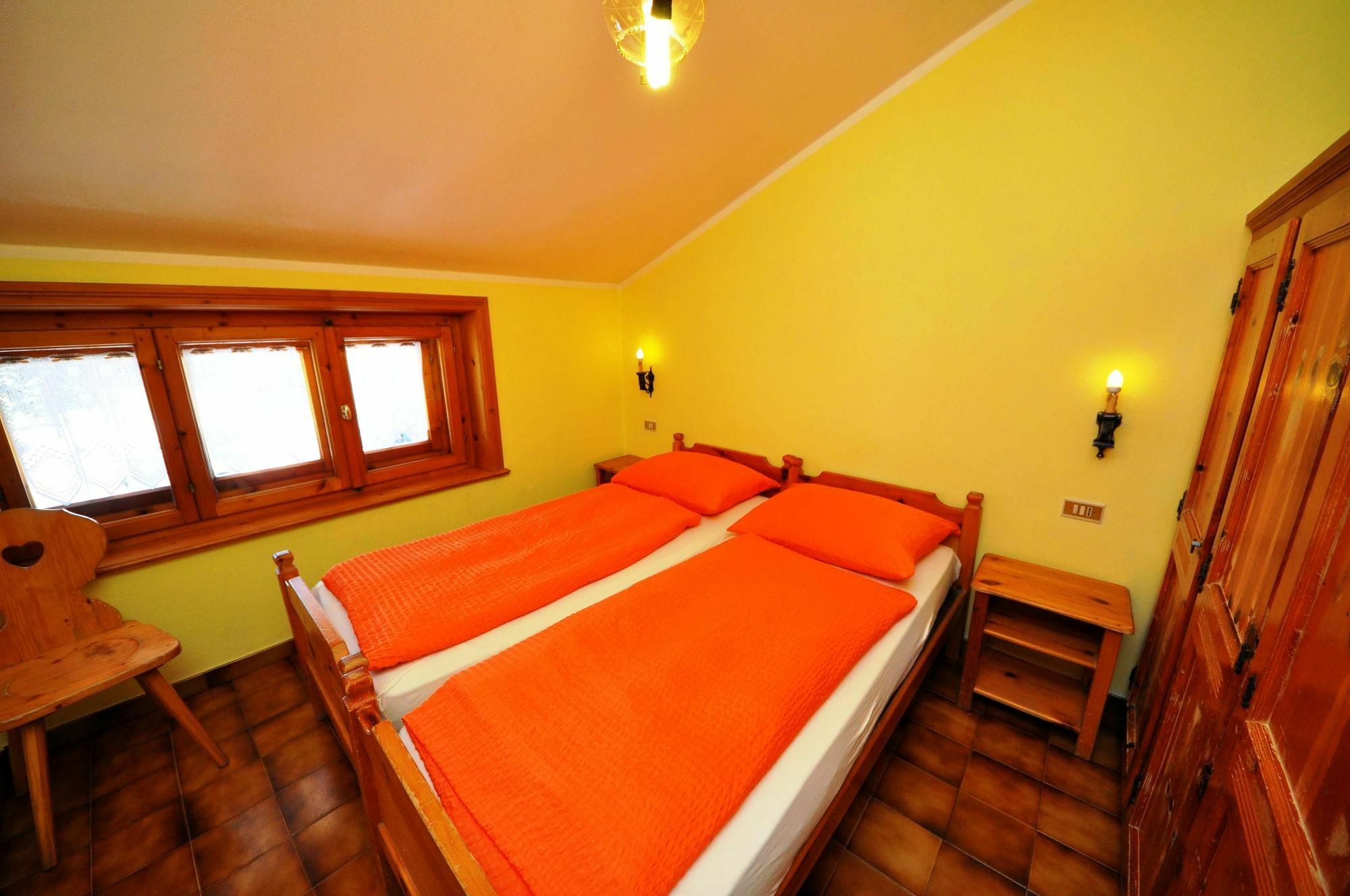 Residence Casa Longa By Livigno Accomodation Экстерьер фото