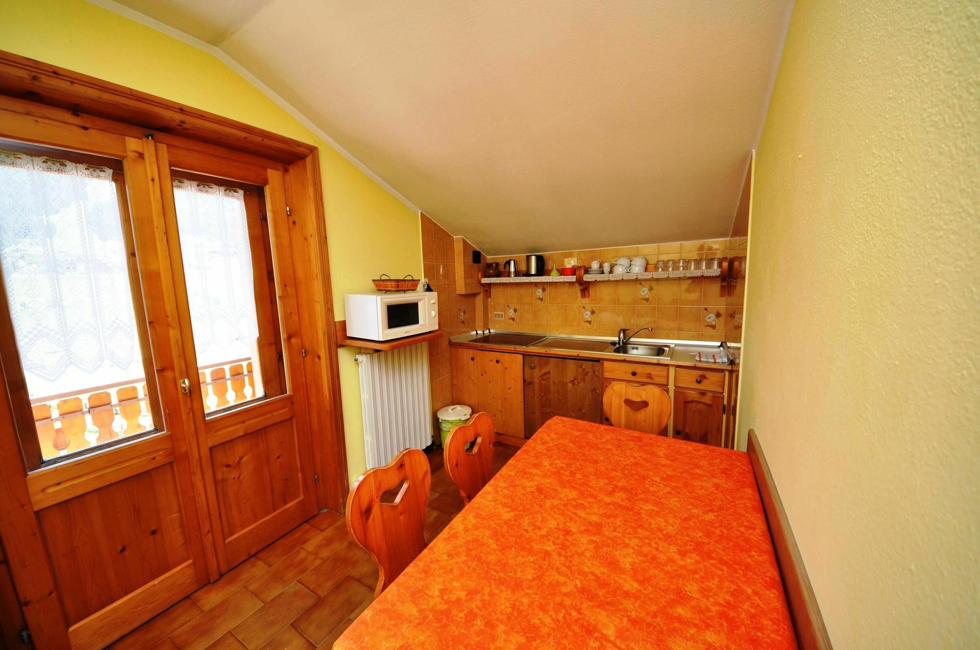Residence Casa Longa By Livigno Accomodation Экстерьер фото