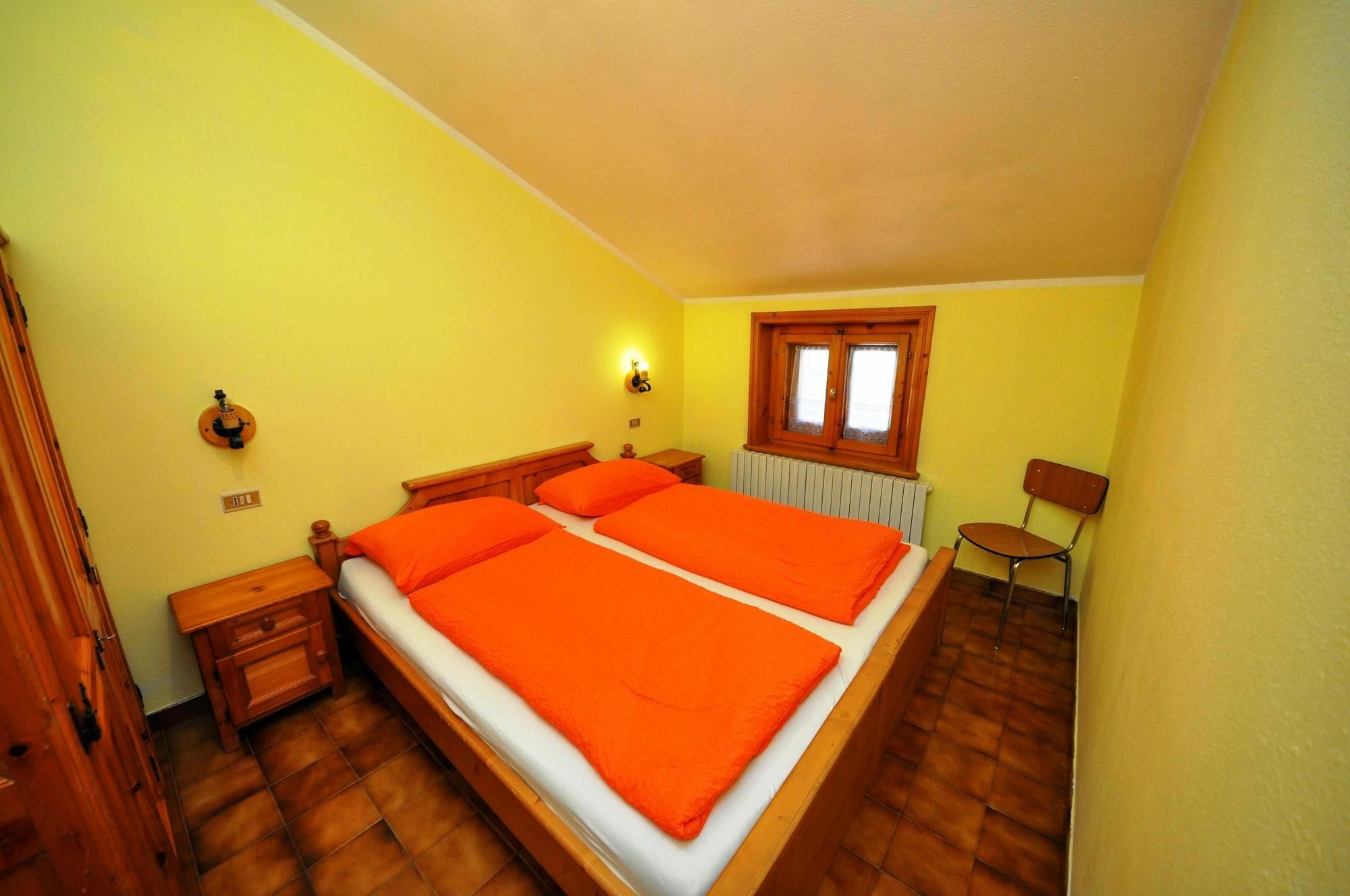 Residence Casa Longa By Livigno Accomodation Экстерьер фото