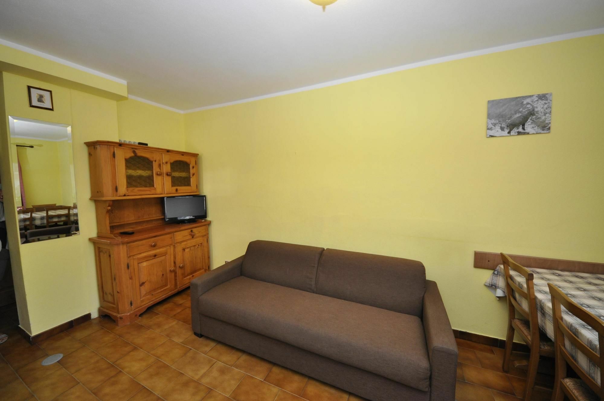 Residence Casa Longa By Livigno Accomodation Экстерьер фото